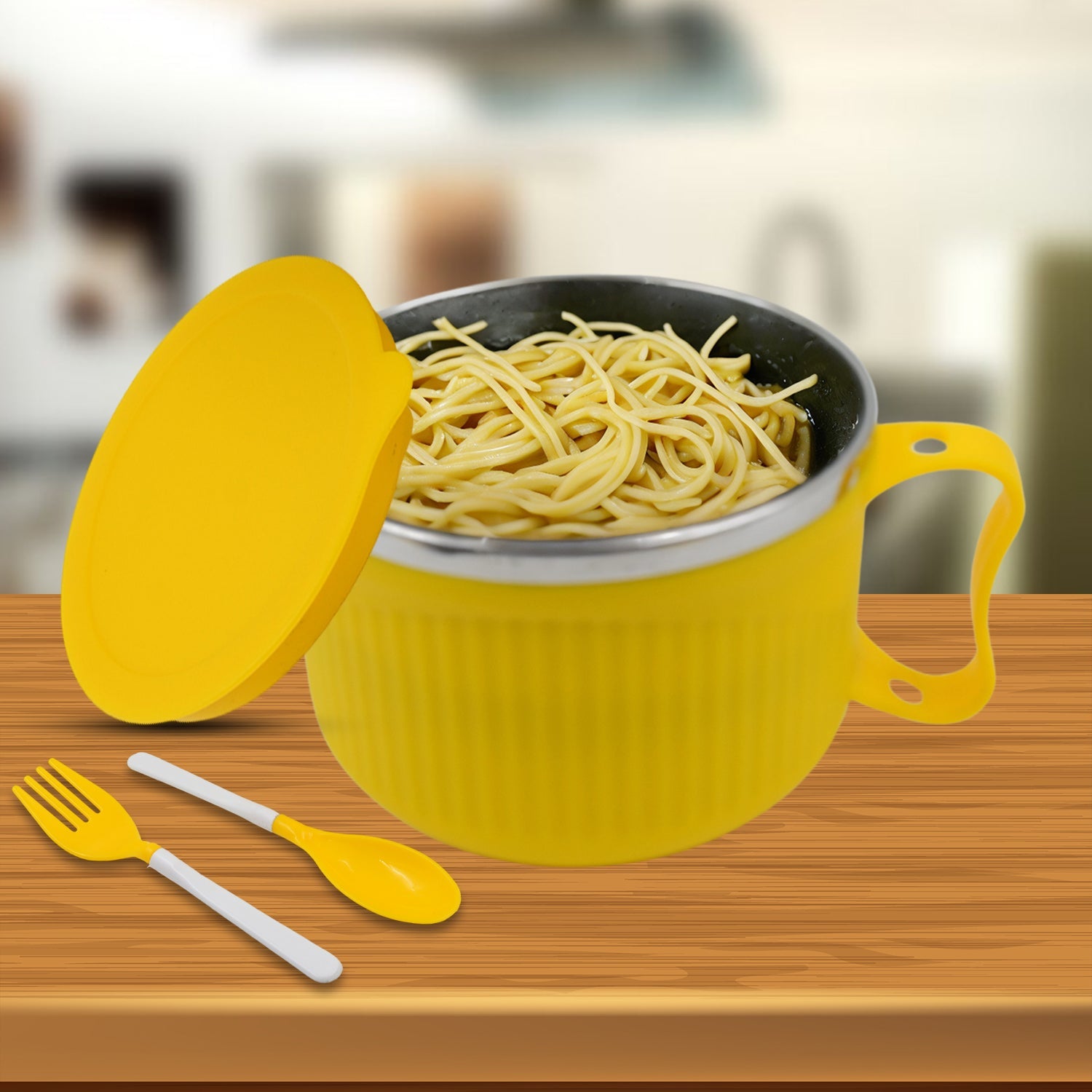 Red bowl with a handle and a lid, perfect for breakfast, fruits, ramen, and beverages. Dishwasher safe and sturdy. Red bowl with a handle and a lid, perfect for breakfast, fruits, ramen, and beverages. Dishwasher safe and sturdy.